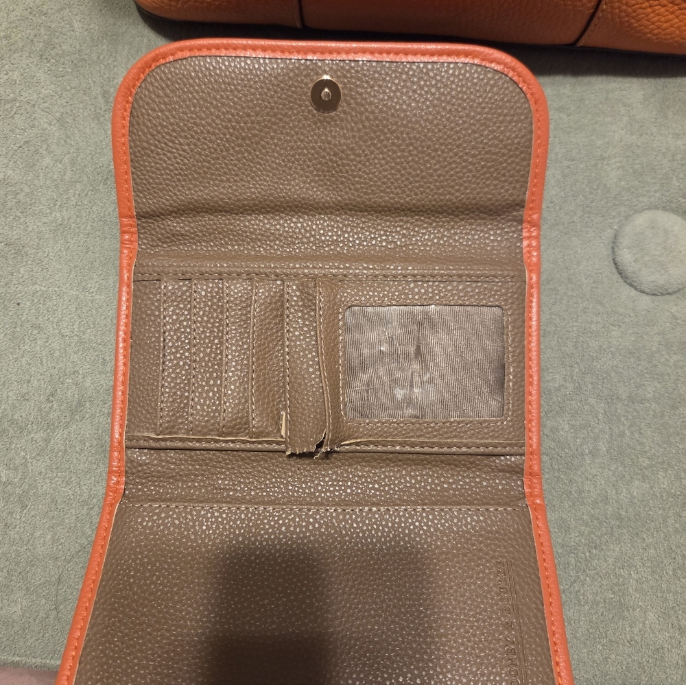 Dooney & Bourke Vibrant Orange Tote 50.00 - Picture 14 of 15